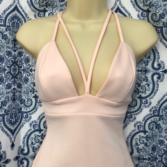 Sexy pink dress with black lace trim - Picture 2 of 6